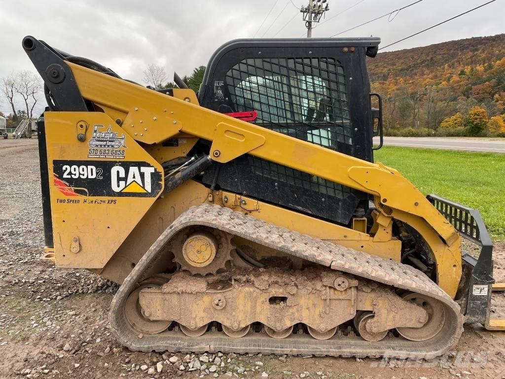 CAT 299 D 2 Мини товарачи
