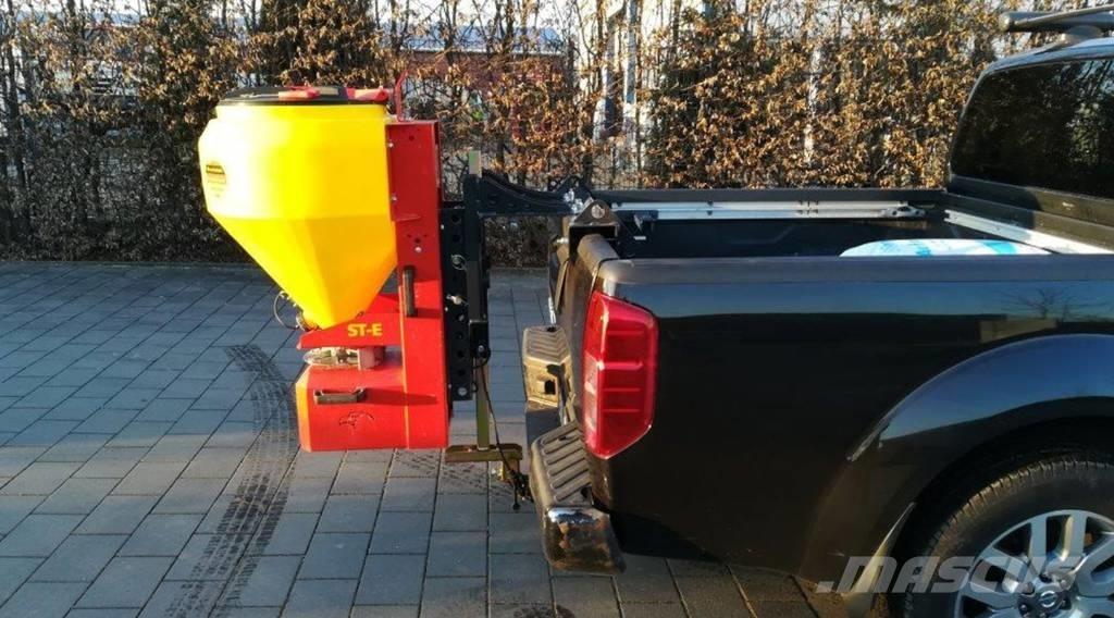 Adler ST - E 200 Разстилачки на пясък и сол