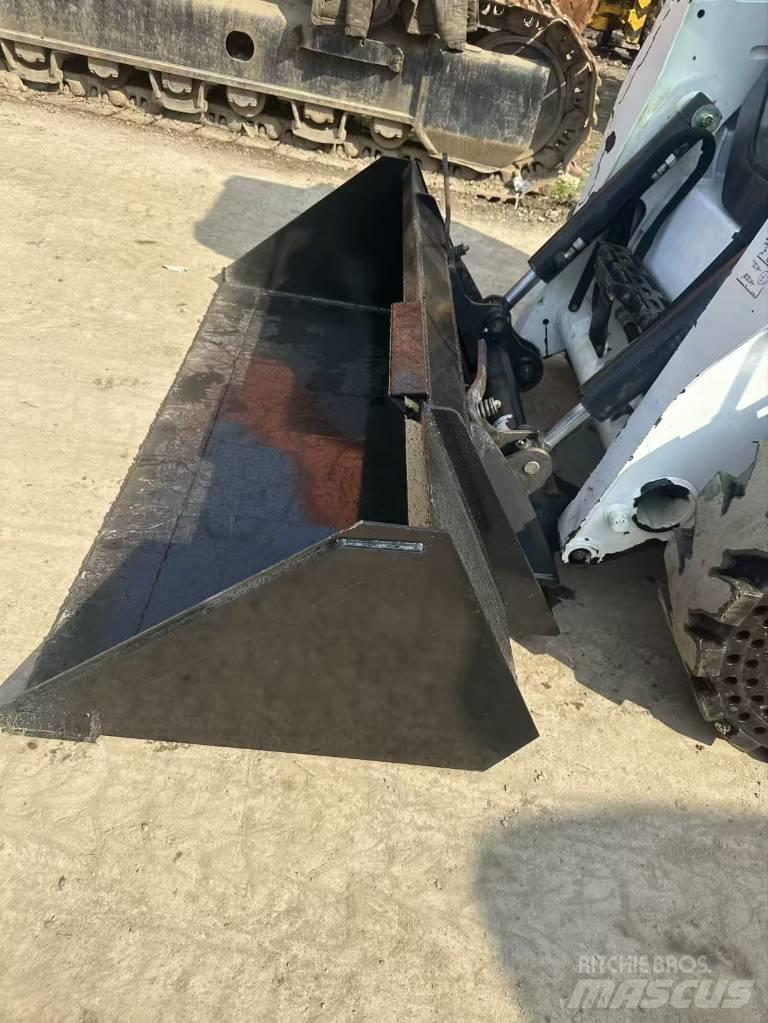 Bobcat S 550 Мини товарачи

