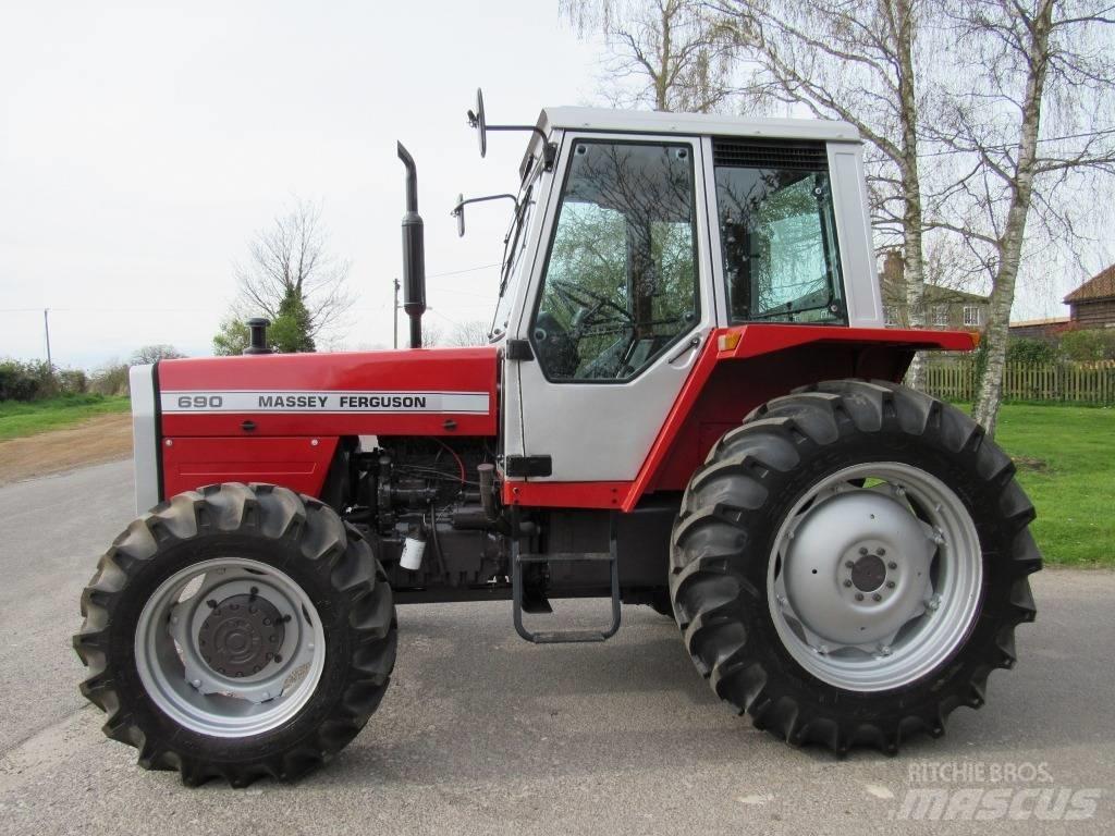 Massey Ferguson 690 Трактори