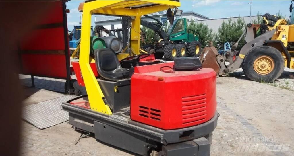 Tennant 528 Автоматични метачки с четки