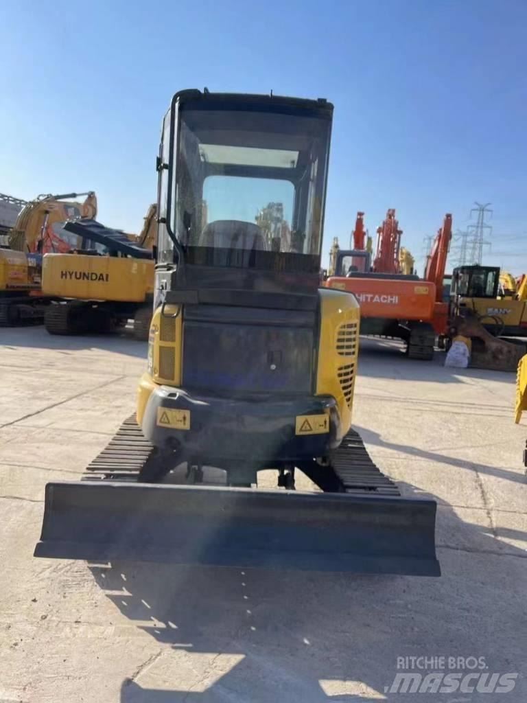 Komatsu PC 35 Мини екскаватори < 7 т