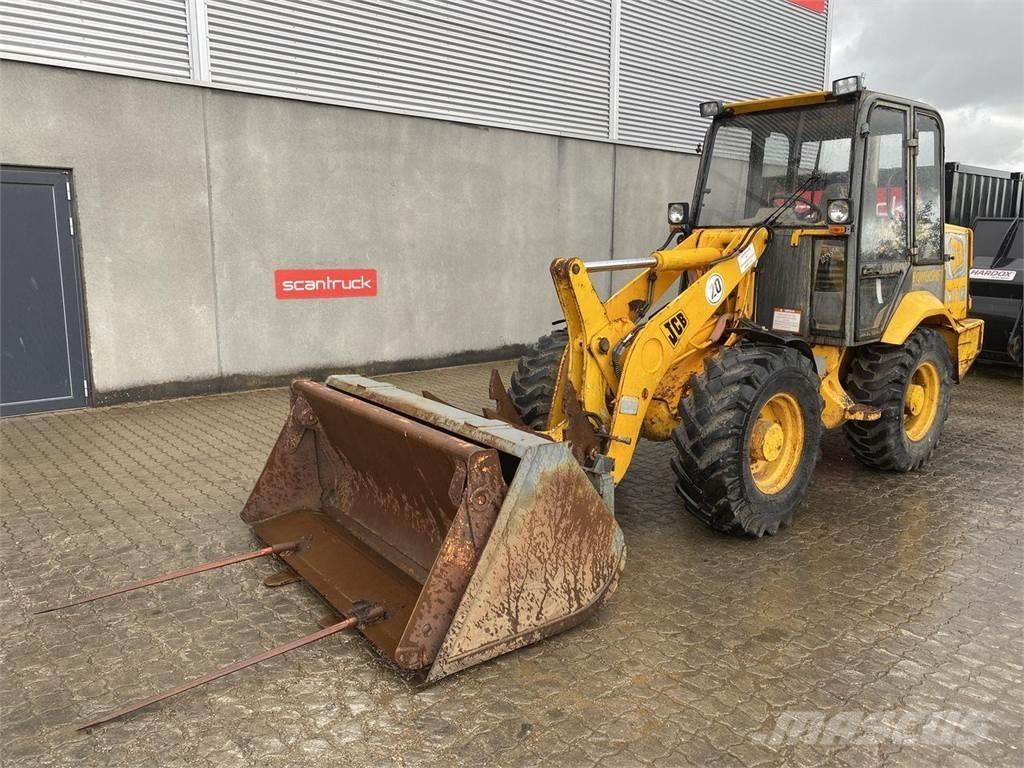 JCB 407 Многофункционални товарачи