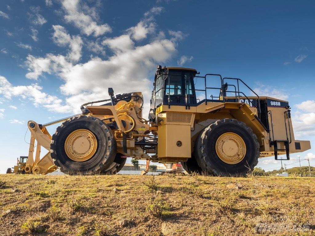 CAT 988 H Колесни товарачи