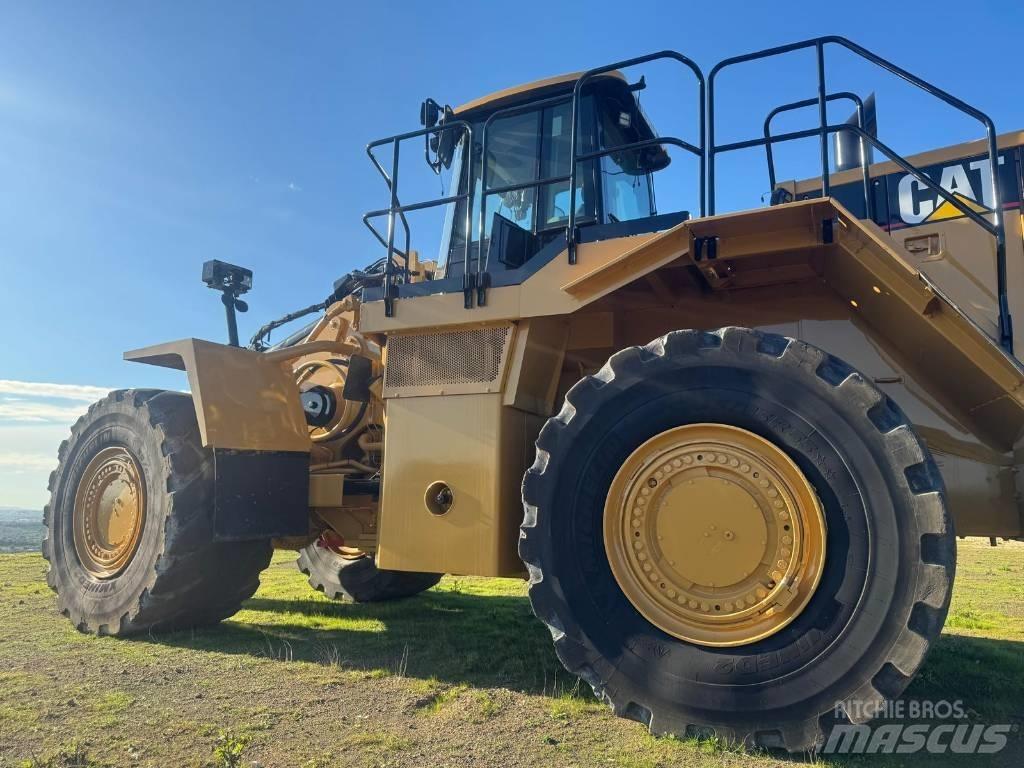 CAT 988 H Колесни товарачи