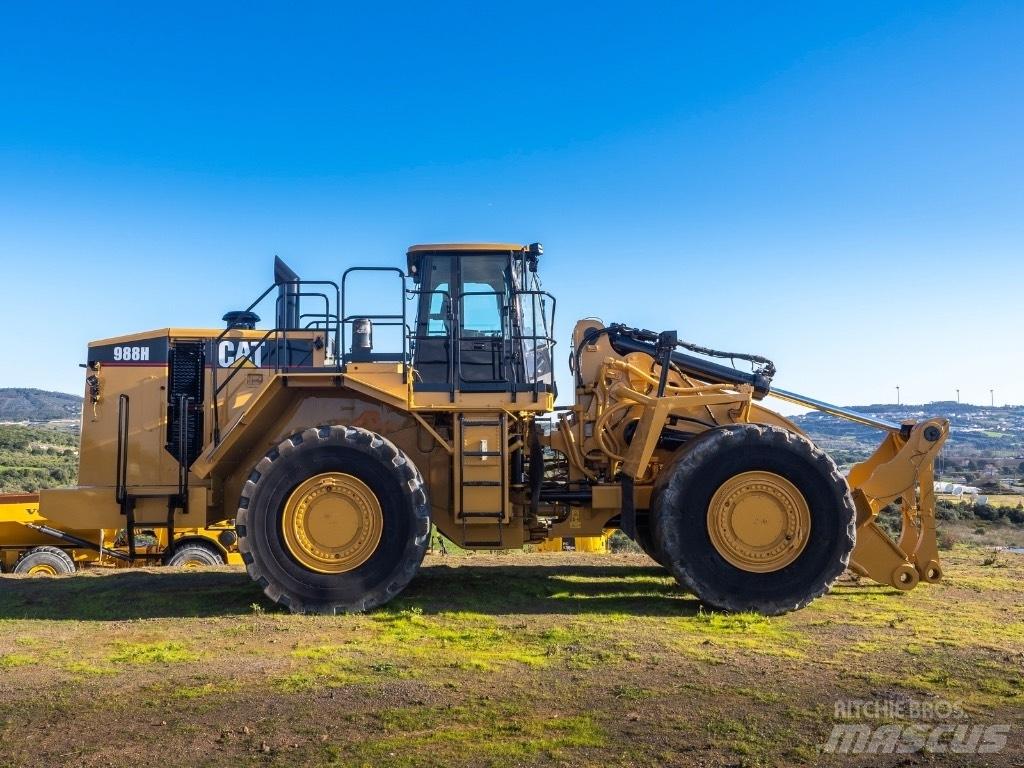 CAT 988 H Колесни товарачи