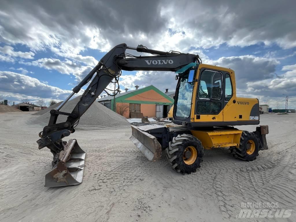 Volvo EW 140 B Колесни екскаватори