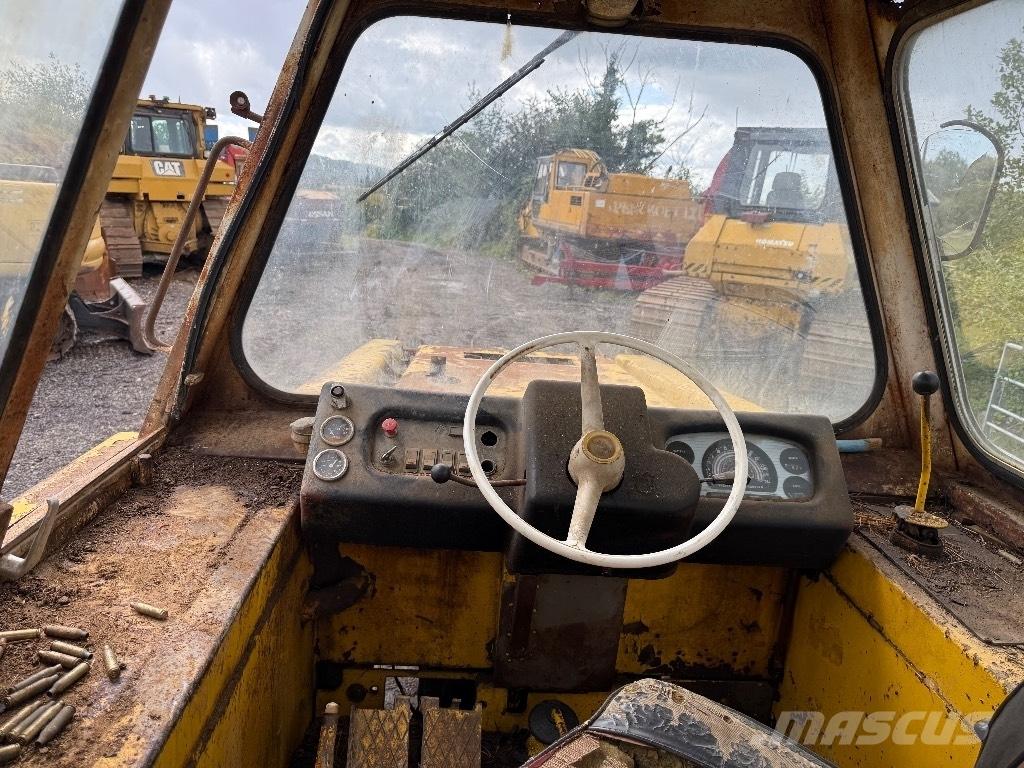 JCB 3 C II Товарач със заден ексватор