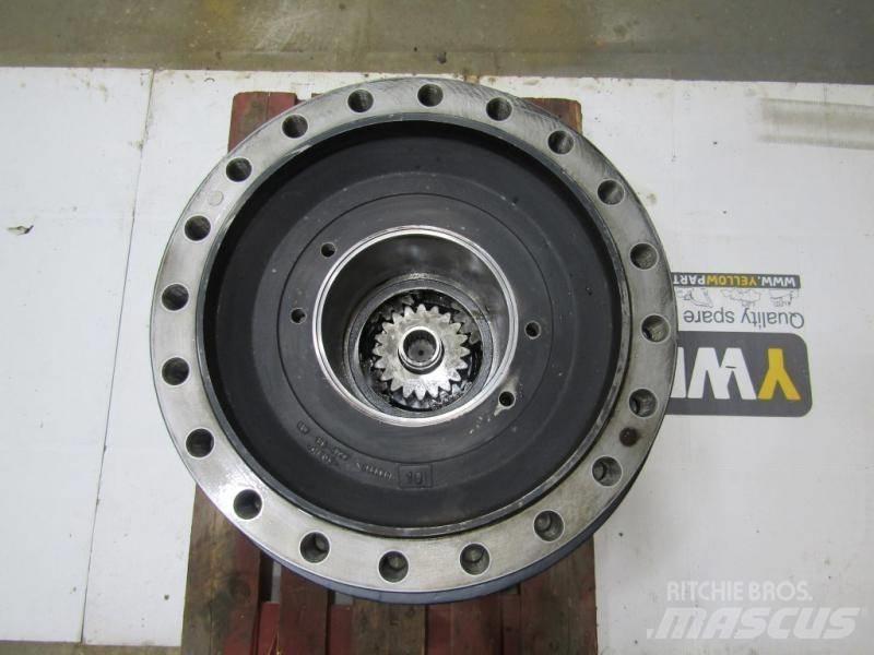 CAT 374D Final drive Предаване