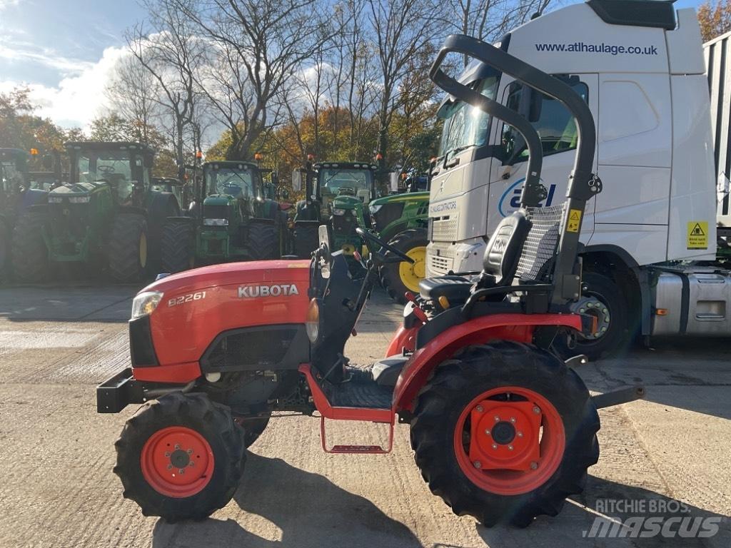 Kubota B 2261 Трактори