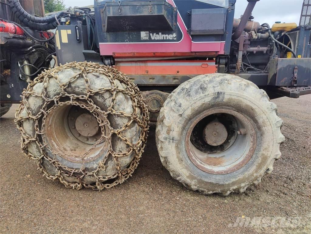 Valmet 840 Форуардери