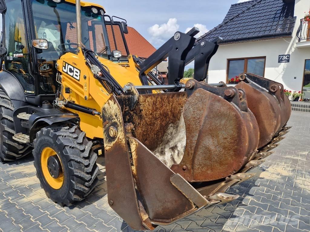 JCB 3 CX Товарач със заден ексватор