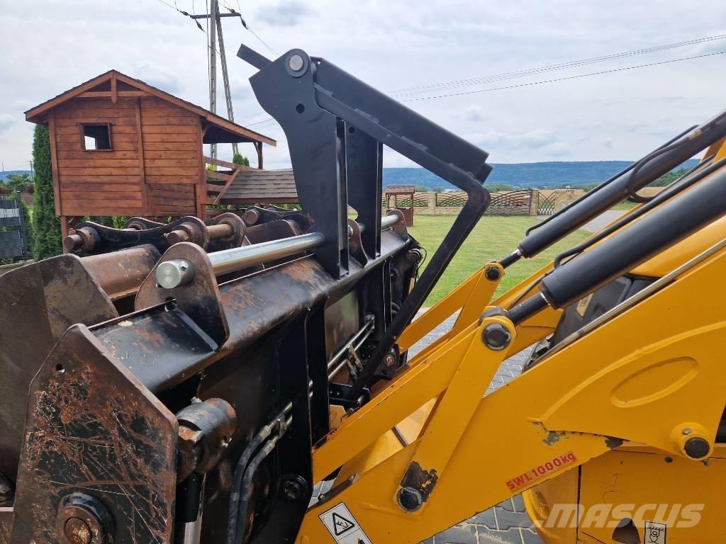 JCB 3 CX Товарач със заден ексватор