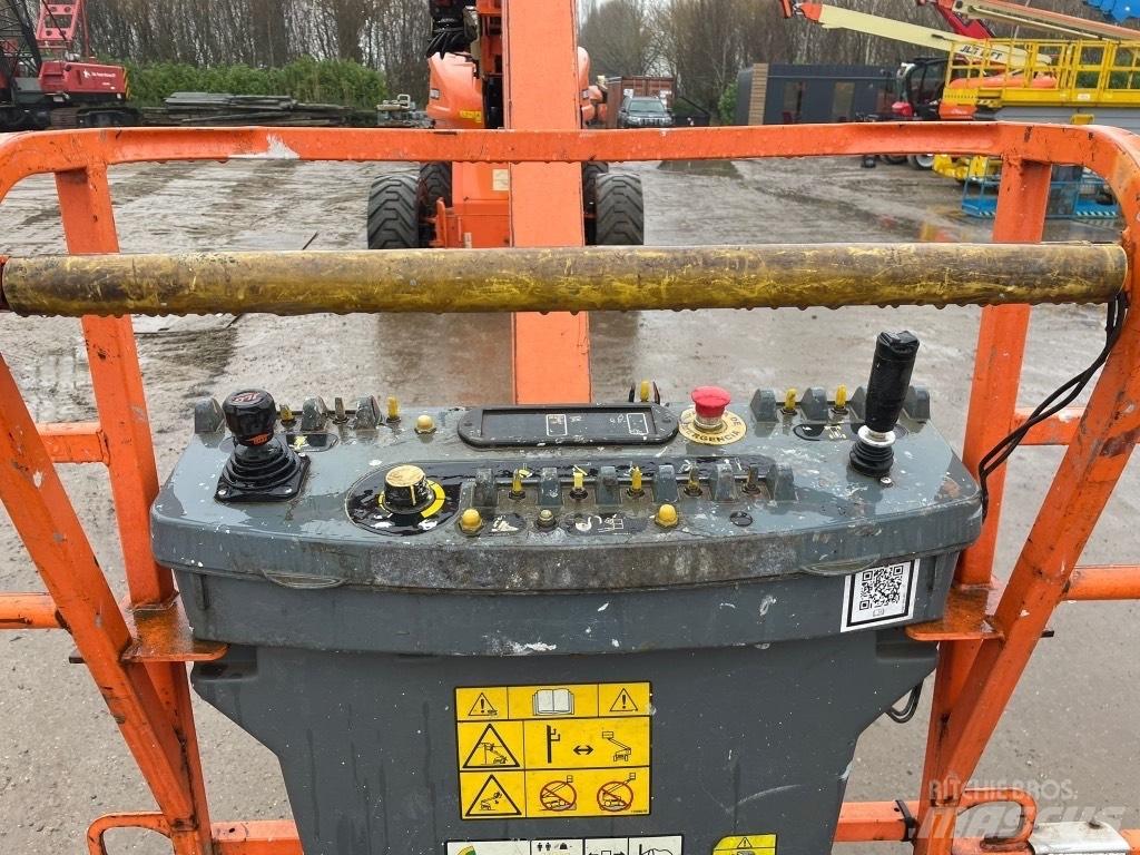 JLG 1200 SJP Телескопични повдигачи
