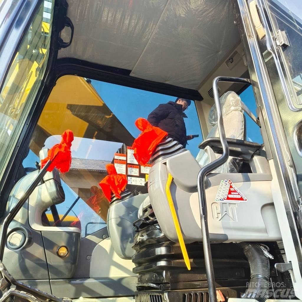 CAT CAT340d Верижен екскаватор