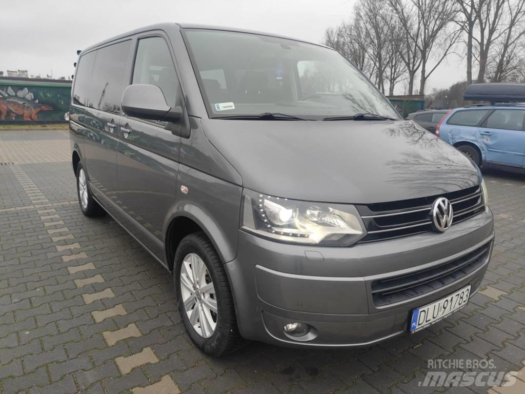 Volkswagen Multivan Мини бусове