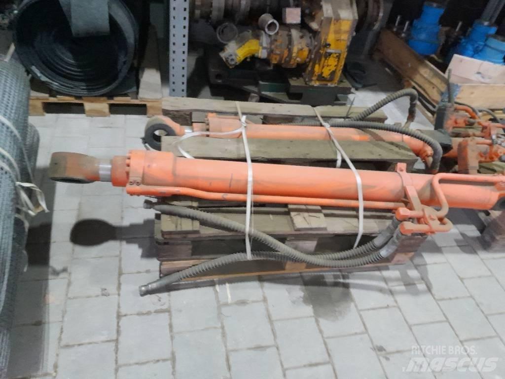 Hitachi ZX 210 Верижен екскаватор