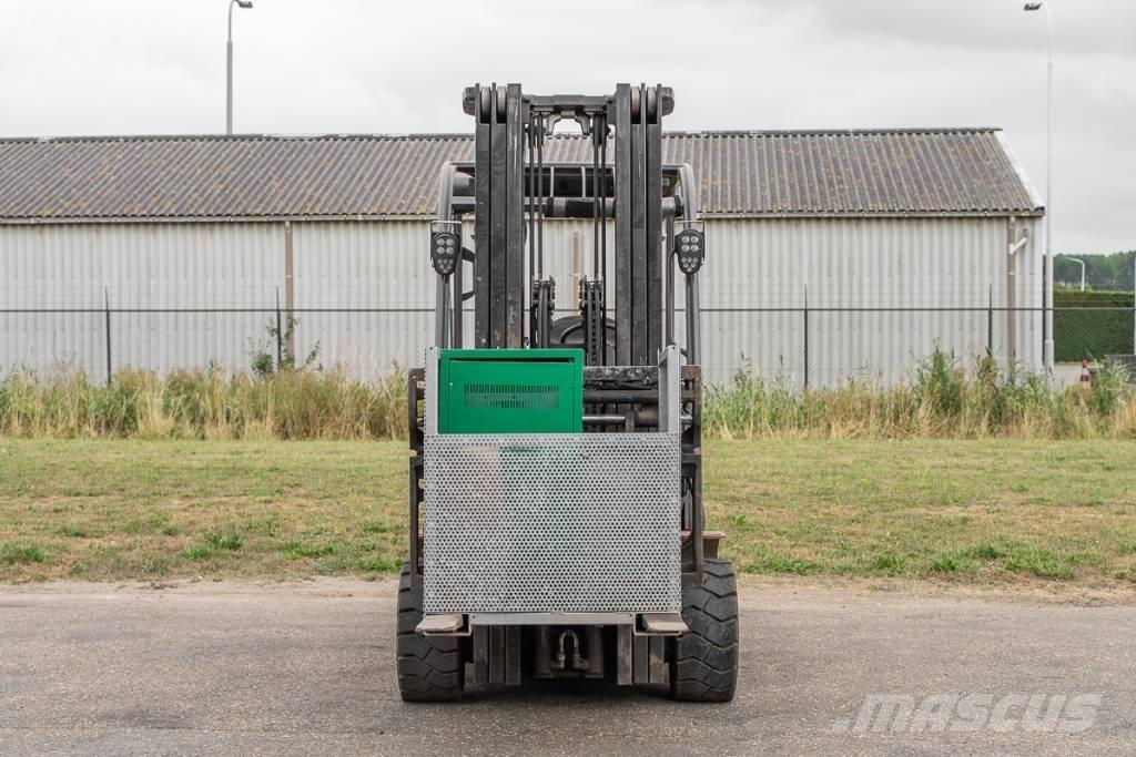 Manitou ME 435 Електрически вилични кари-повдигачи