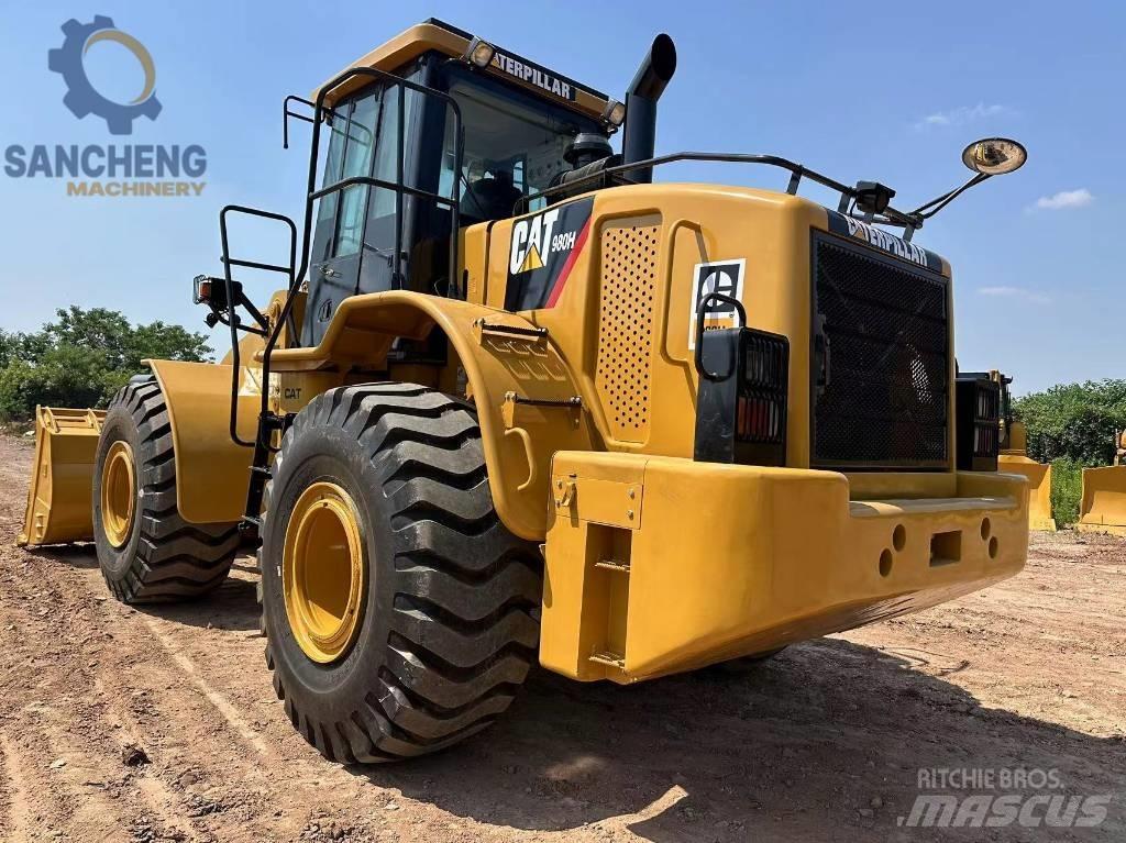 CAT 980 H Колесни товарачи
