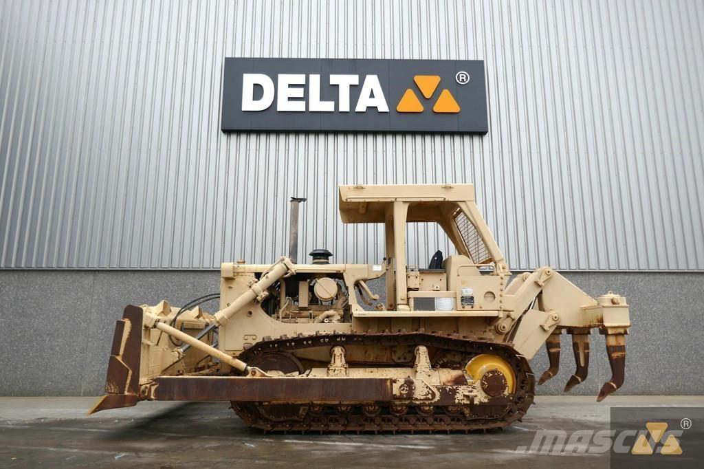 CAT D7G Ex-army Верижни булдозери
