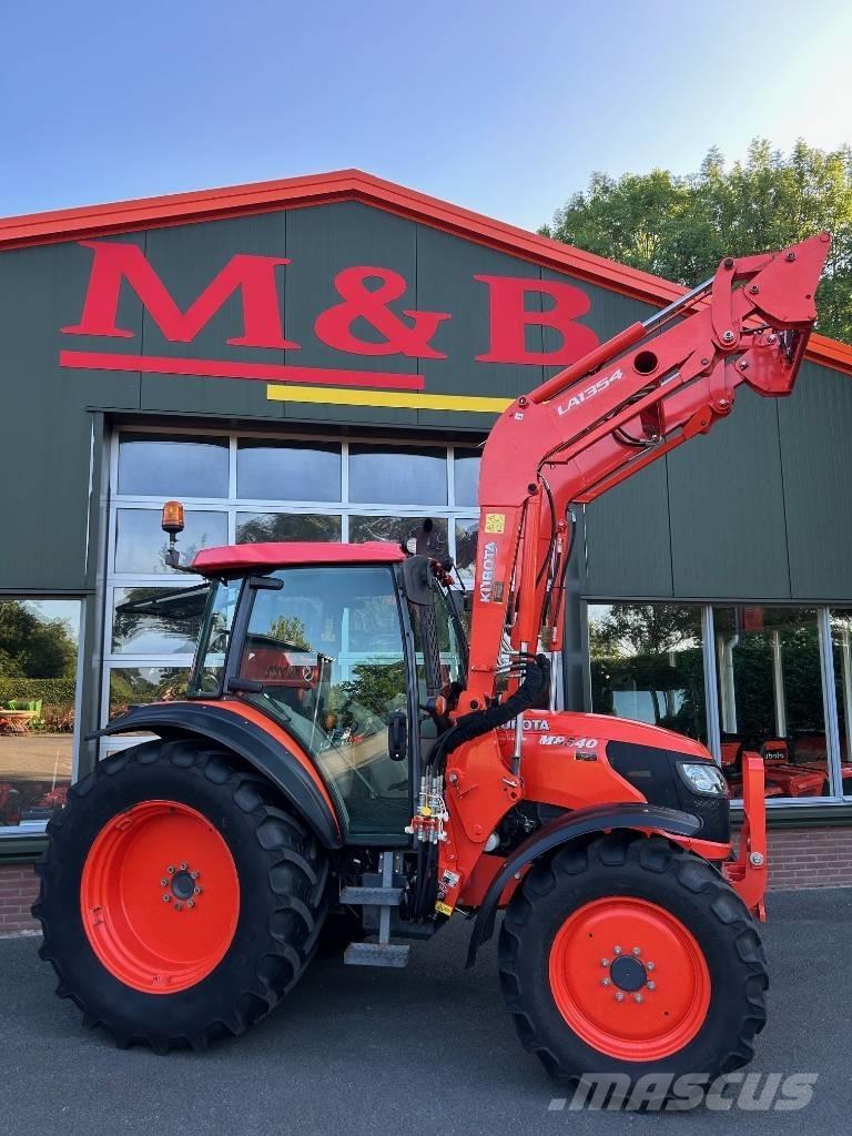 Kubota M 8540 Трактори