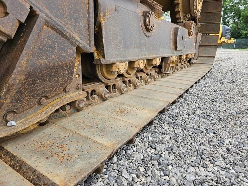 CAT D 4 H Верижни булдозери

