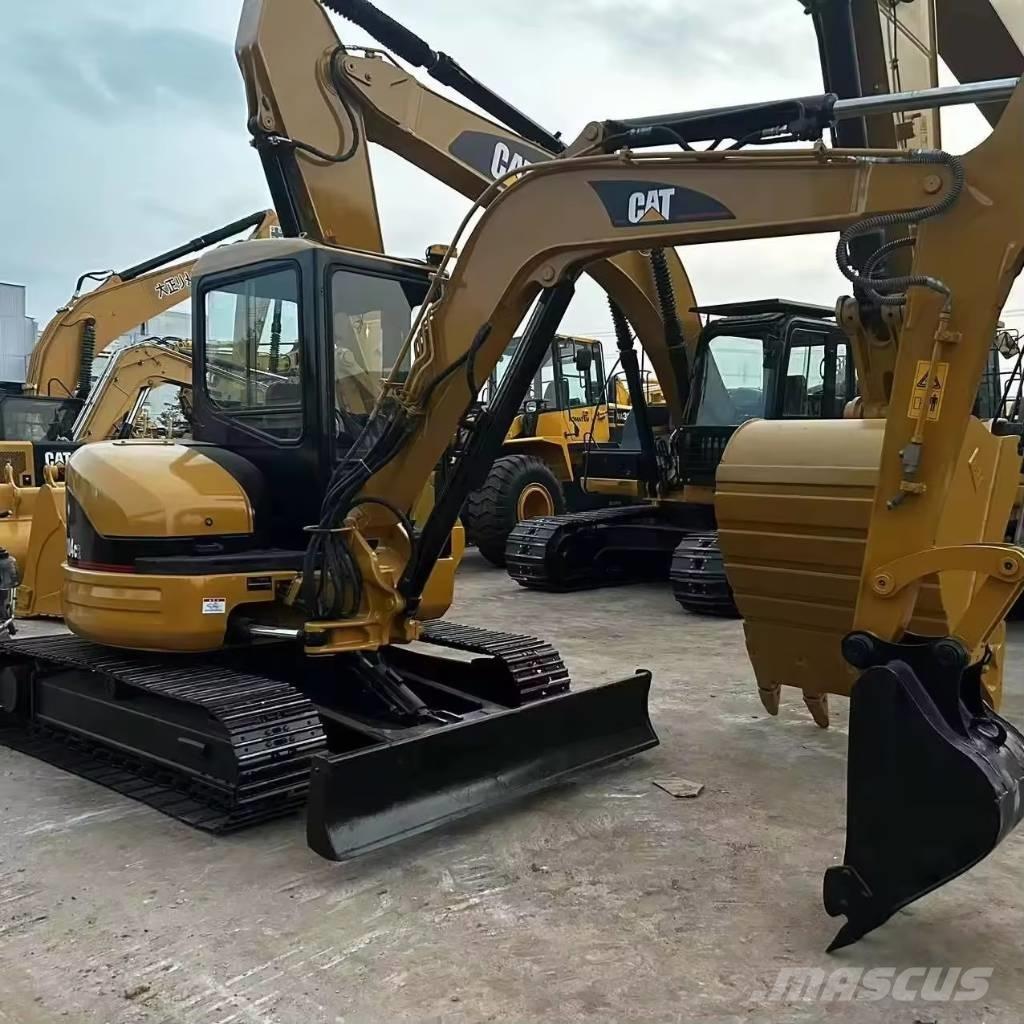 CAT 304 CR Мини екскаватори < 7 т