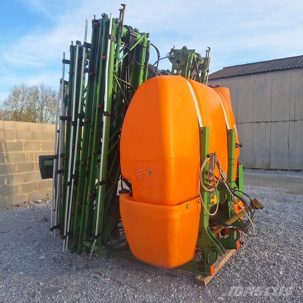 Amazone UF 1801 Навесни пръскачки
