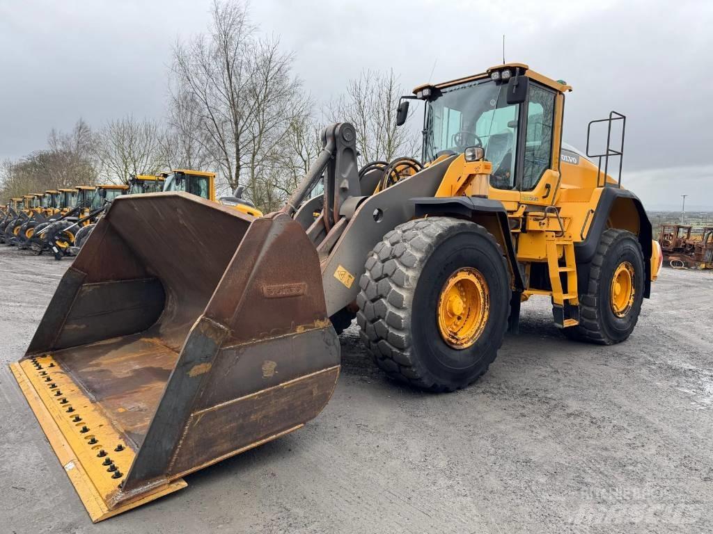 Volvo L 180 H Колесни товарачи