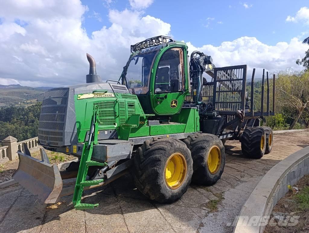 John Deere 1510G Форуардери