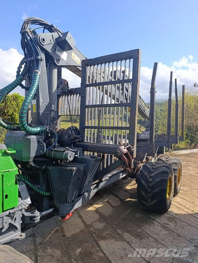 John Deere 1510G Форуардери