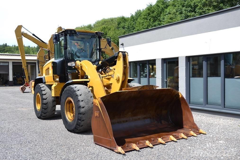CAT 938 M Колесни товарачи