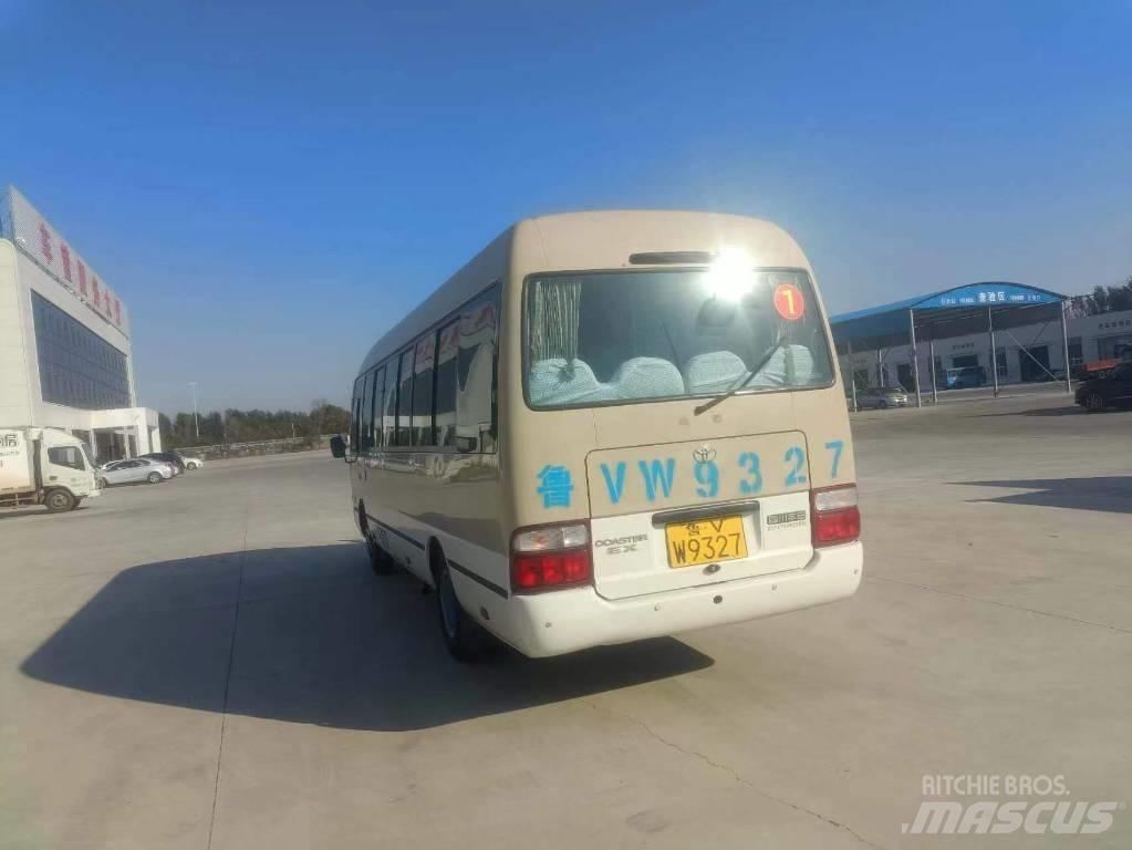 Toyota Coaster Bus Мини бусове