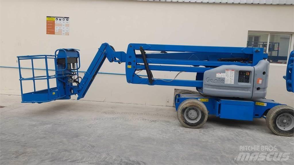 Genie Z45/25JDC Съчленени стрелови подемници