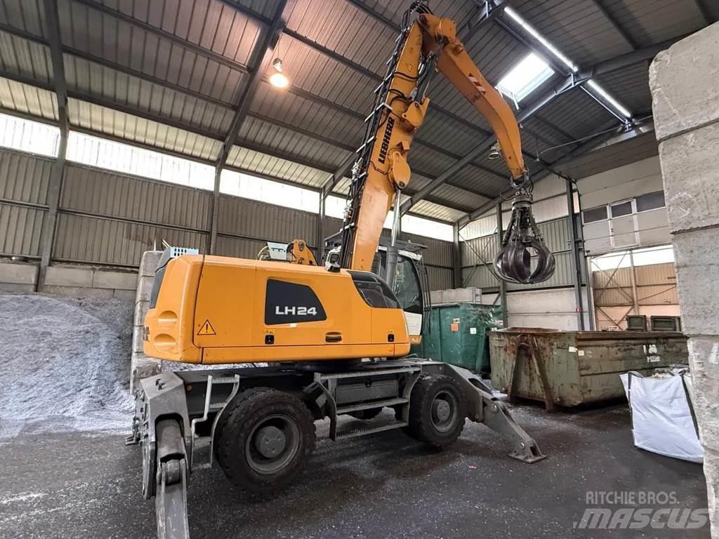 Liebherr LH24 Оператори на отпадъци/индустрия
