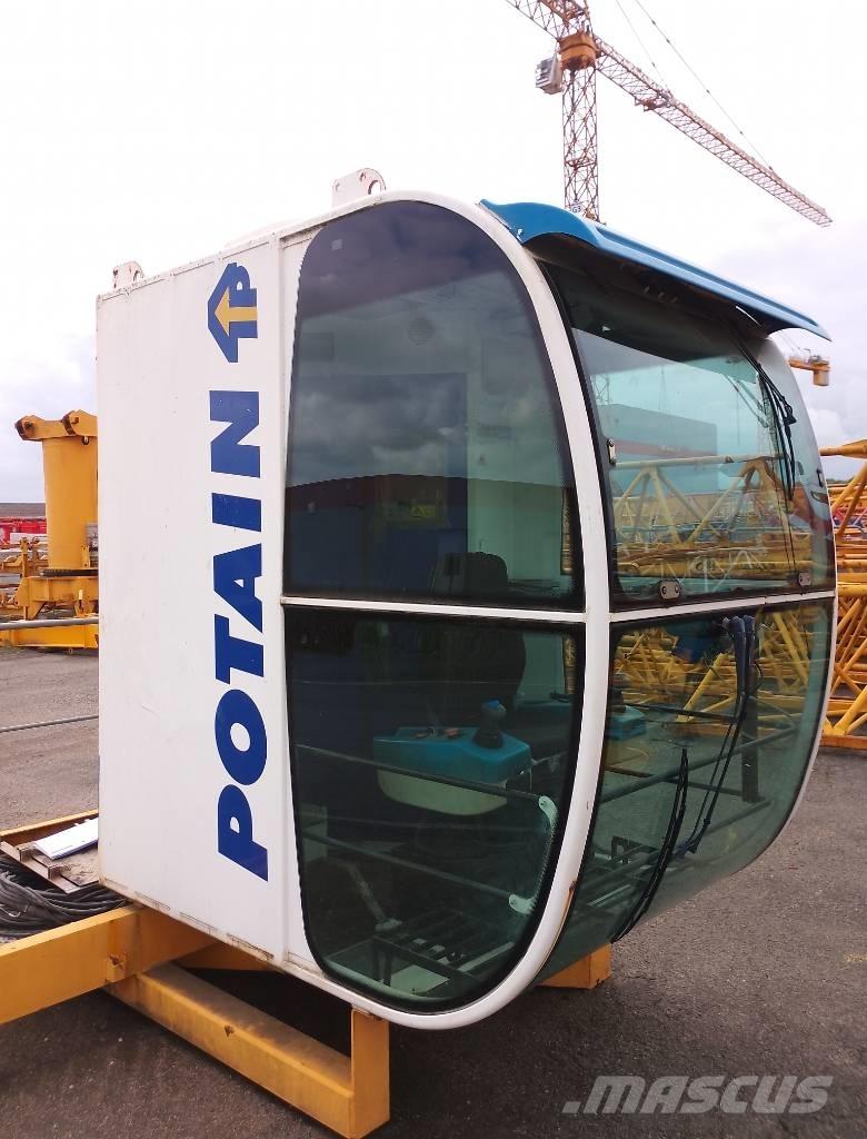 Potain MD208A Мачтови кранове