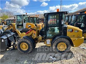 CAT 906 Колесни товарачи