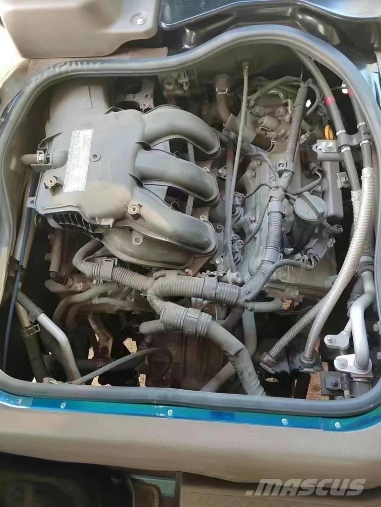 Toyota Coaster Bus Мини бусове