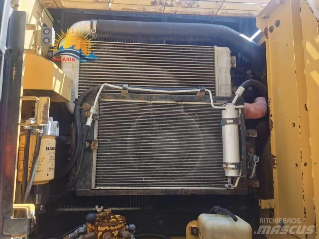 CAT 320D2 Верижен екскаватор