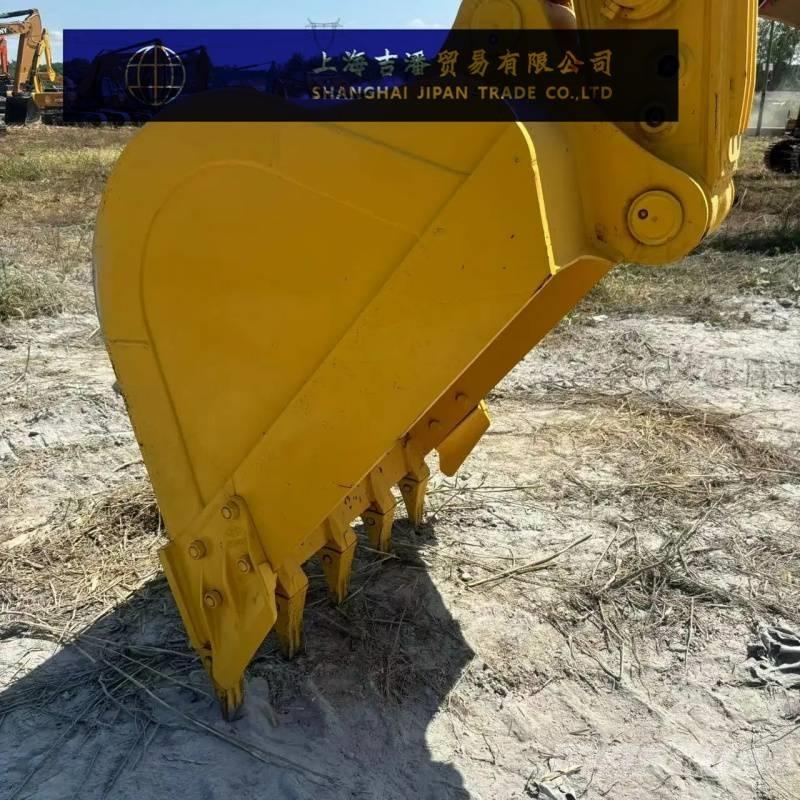 Komatsu PC 210-8 Верижен екскаватор