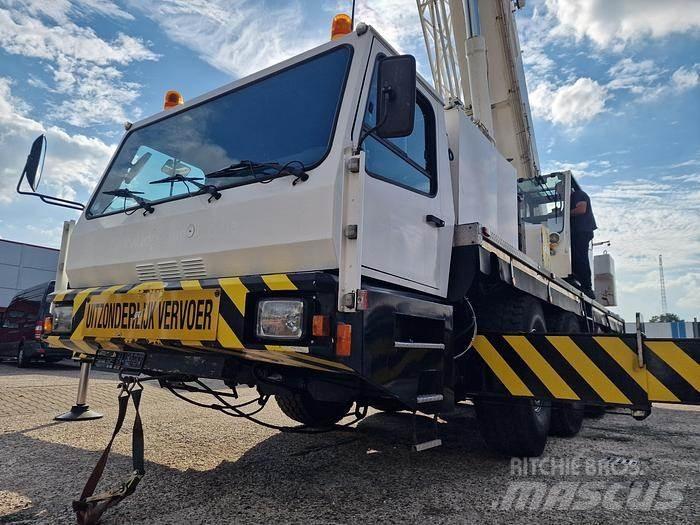 P&H S60 Century 2 Кранове за тежък терен