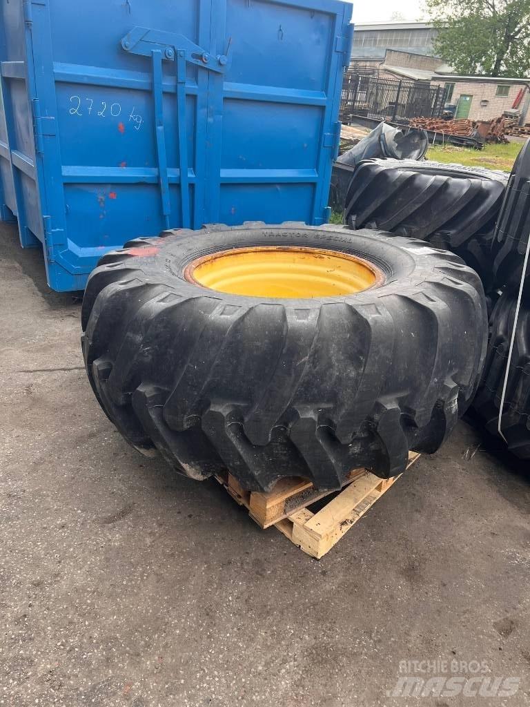 Nokian 700/70-34 Гуми