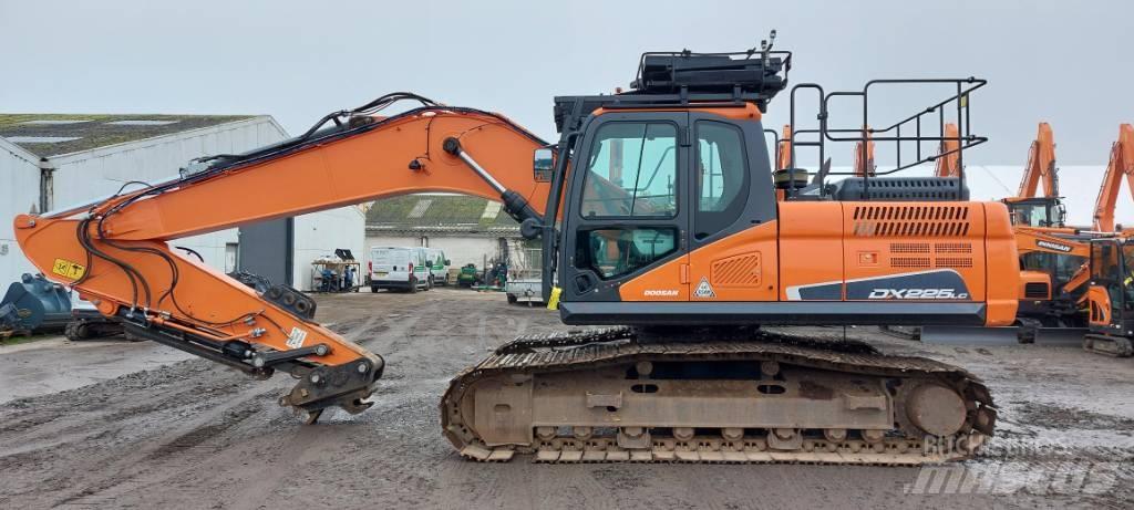 Doosan DX225LC-5 Верижен екскаватор