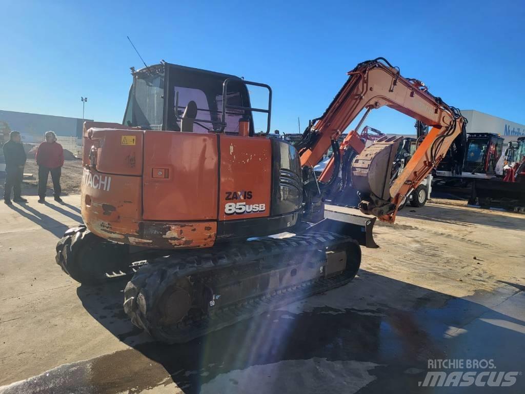 Hitachi ZX 85 US B-6 Средни екскаватори 7т - 12т