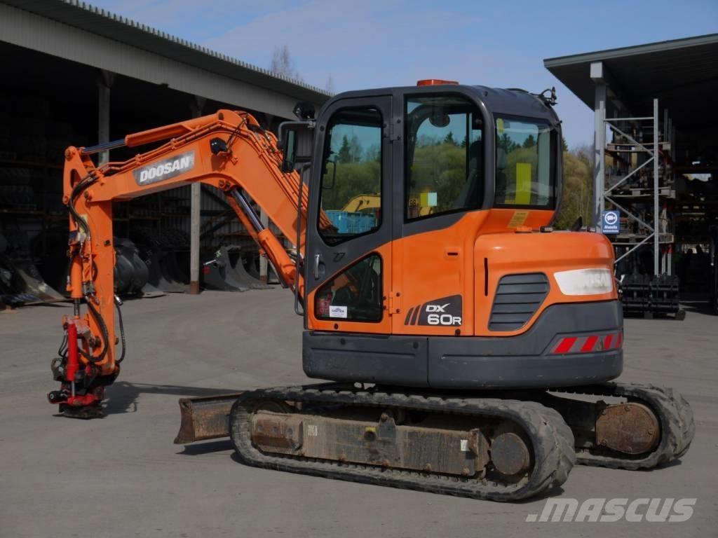 Doosan DX 60 R Мини екскаватори < 7 т