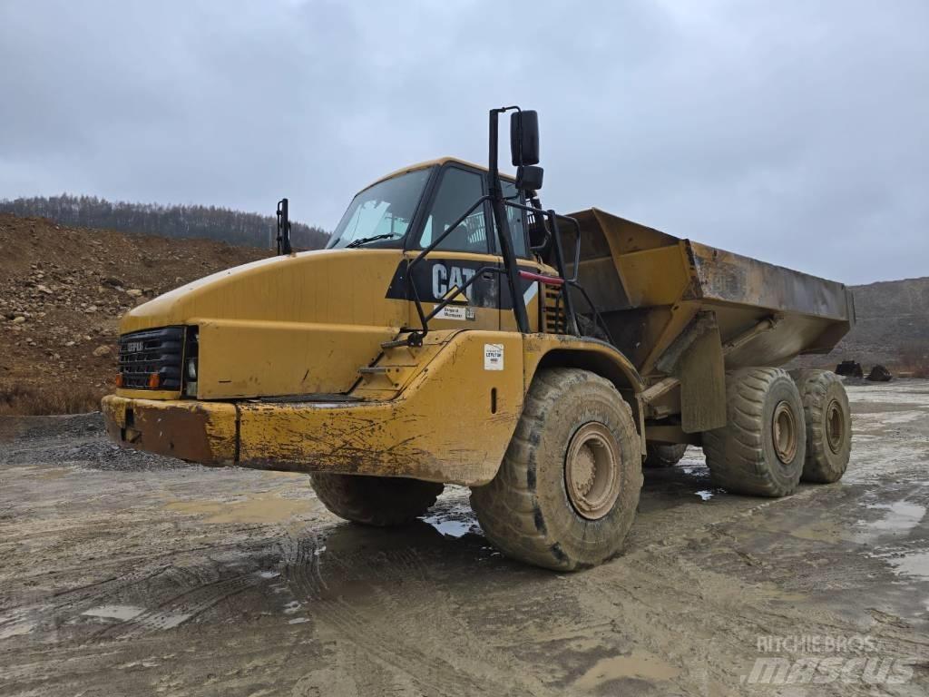 CAT 740 Дъмпери/моторни превозни средства