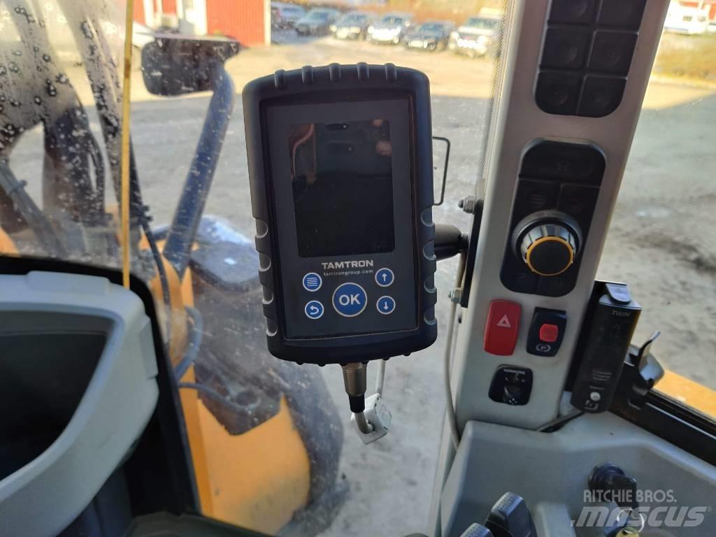 JCB 457HT Колесни товарачи