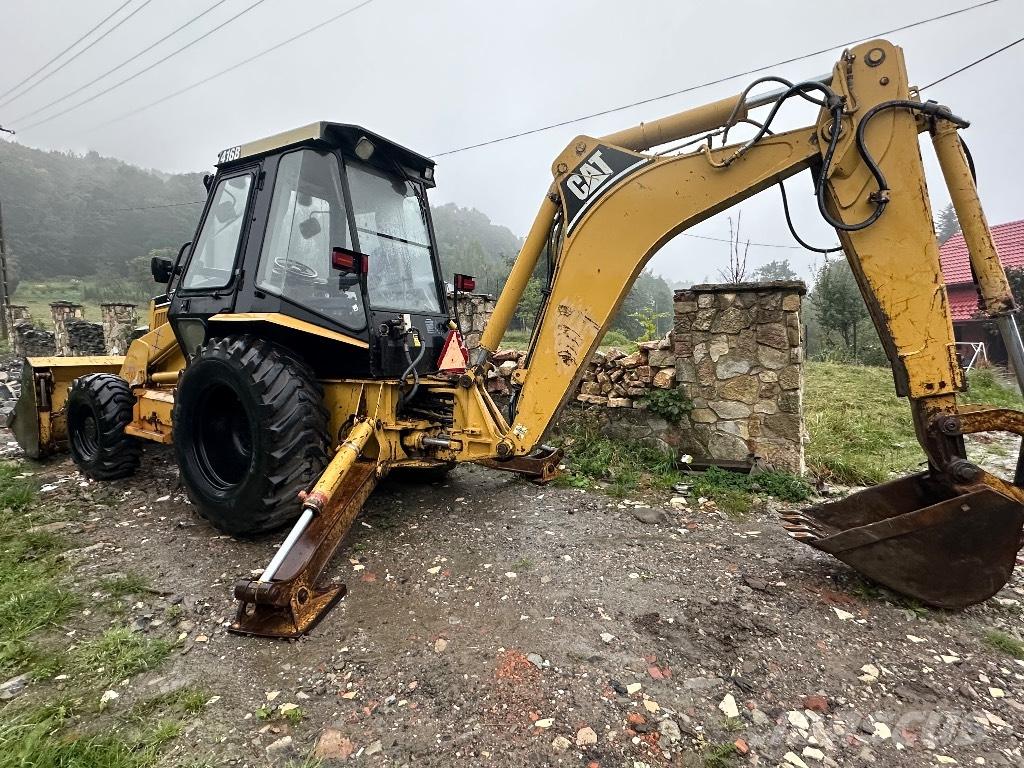 CAT 416B Товарач със заден ексватор