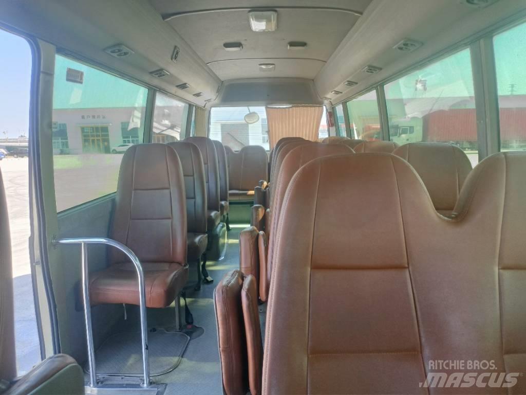Toyota Coaster Bus Мини бусове