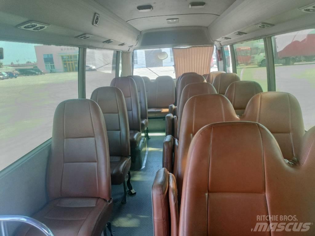 Toyota Coaster Bus Мини бусове